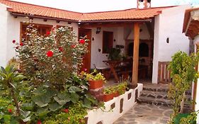 La Casa de Mis Padres